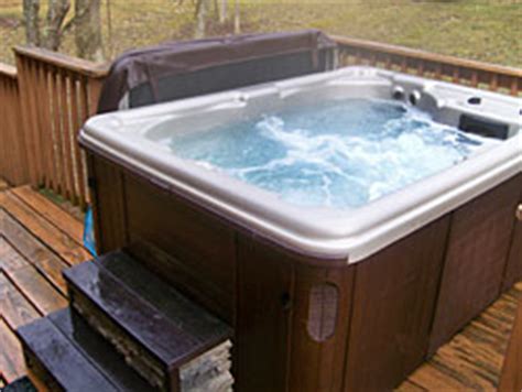 The red river gorge, natural bridge state park, and cave run lake. Whistling Woods Cabin Rental - Beattyville, Kentucky