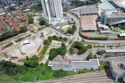 Ioi properties group bhd is acquiring mayang development sdn bhd and nusa properties sdn bhd for rm1.58 billion from the lee family, under a cash and share deal. IOIPG (5249), IOI PROPERTIES GROUP BERHAD - Market Watch ...