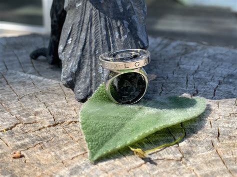 Bvlgari Optical Illusion Swirl Spin Ring — Antique Jewelry Nyc