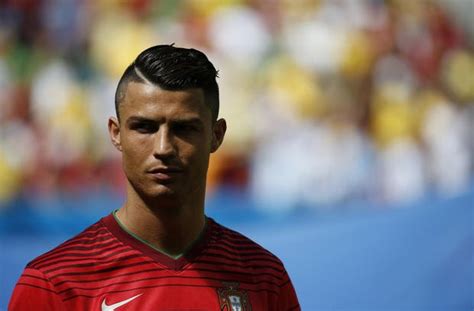 Cristiano ronaldo haircut is still a topic of discussion as he always comes up with something new. Ronaldo World Cup Haircut - which haircut suits my face