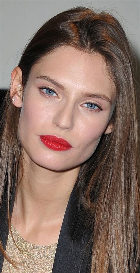 Bianca Balti In Red Mirabellabeauty Red Lips Flawless Makeup Beauty