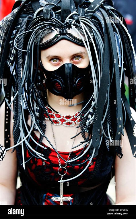 Cyber Goth People