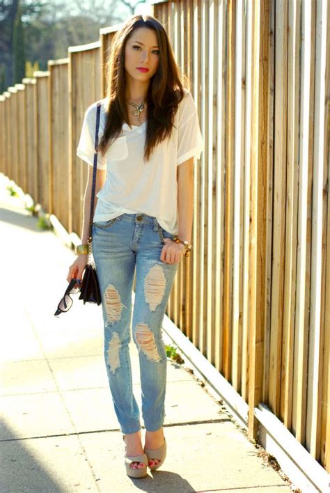 Outfits With Ripped Jeans 15 Ways To Wear Distressed Denims