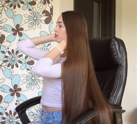 Video Classic Length Hair Play In Chair Realrapunzels
