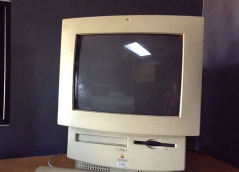 Today In Apple History Macintosh Lc 580 Is Ready For School Cult Of Mac