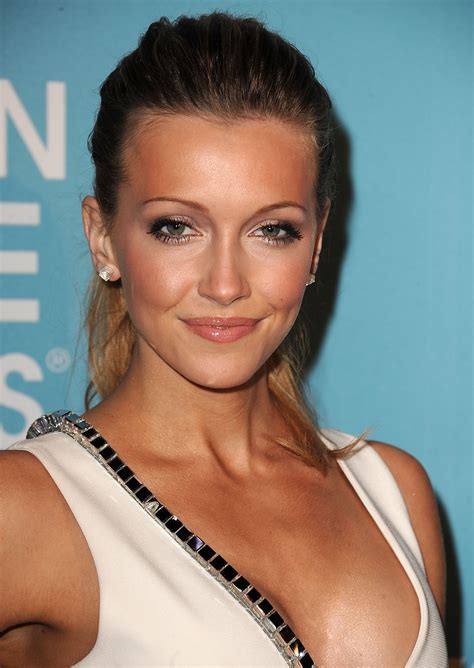 Katie Cassidy Photo 126 Of 680 Pics Wallpaper Photo 315452 Theplace2