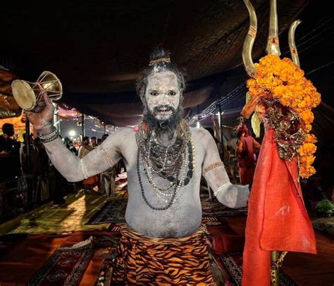 ᐈ Los Aghori ⋆ La Tribu De Caníbales Reales En La India