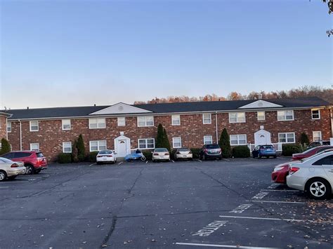 Savannah Square & Terrace Apartments