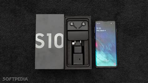 I also unbox and setup the new. Samsung Galaxy S10 Shipped Unsealed to Some Customers