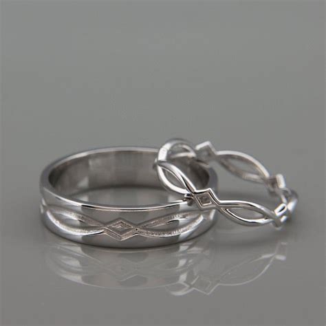 This Wedding Bands Item By Averiejewelry Has 426 Favorites From Etsy Shoppers Ships From Israel