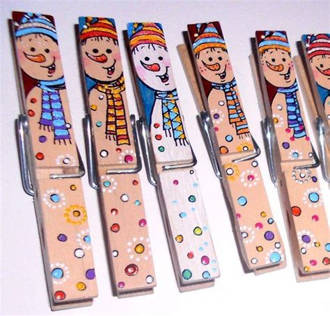Clothespins Christmas Decorated Wooden Hand Painted Set Of 5