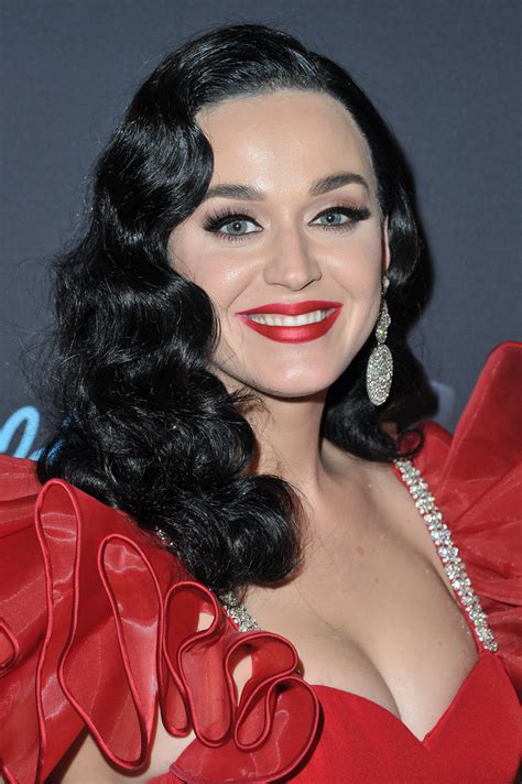 See Katy Perrys New Long Black Hair Instyle