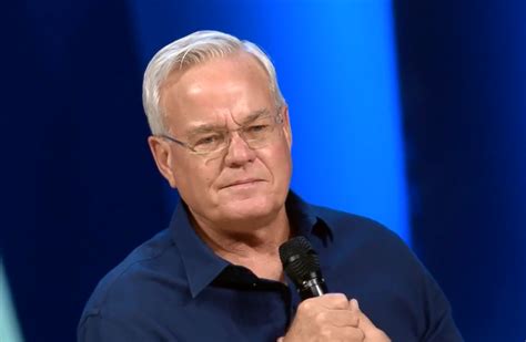 What Is Bill Hybels Accused Of Chicagos Willow Creek Megachurch