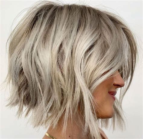 60 Haircuts That Make You Look 10 Years Younger