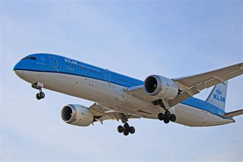 Ph Bhc Klm Royal Dutch Airlines Boeing 787 9 Dreamliner Named Zonnebloem