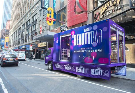 Vh1s Glam N Go Beauty Truck Drives Touch Ups And Tune In