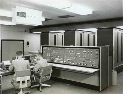 Generation of computer 1st to 5th with pictures. amudu: Advantages & Disadvantages of Five Generations of ...