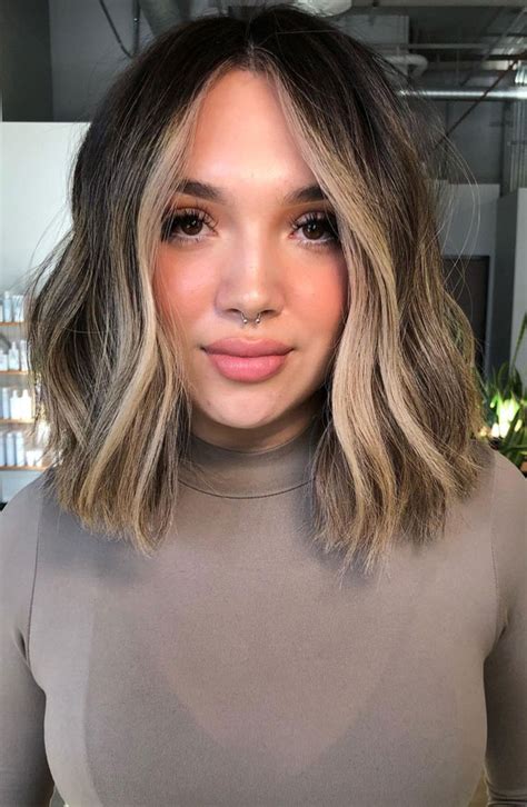 New Haircut Ideas For Women To Try In Effortless Balayage Lob