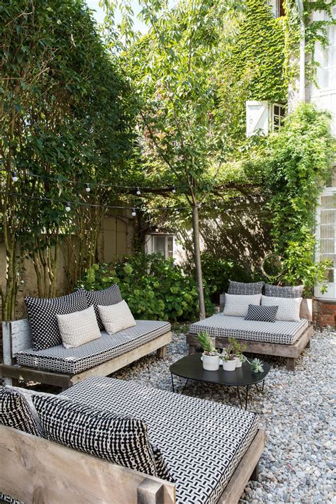 7 Small Backyard Seating Area Ideas That Work Best Backyard Seating