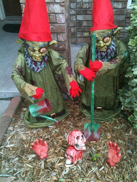 My Evil Gnomes Tending Their Garden 2013 Hem Och Inredning