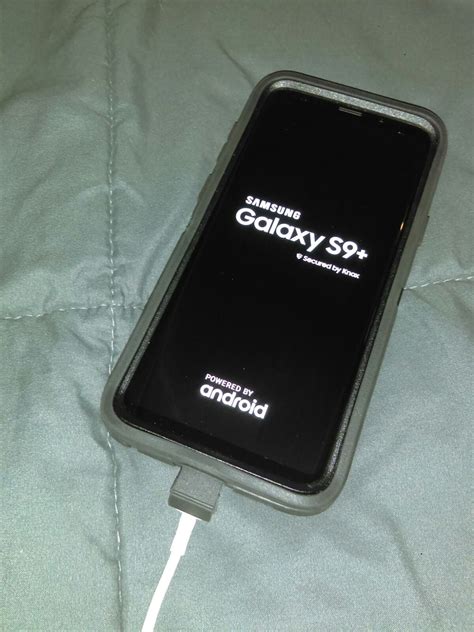 Instead of you physically inserting a sim into your phone to join the mint network, you install an esim onto your. *OBO* Near perfect condition black s9 plus, with 3 peice otterbox bumper case. No cracks, no ...