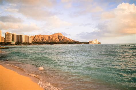 6 Of The Most Beautiful Oahu Beaches And Where To Find Them One Day