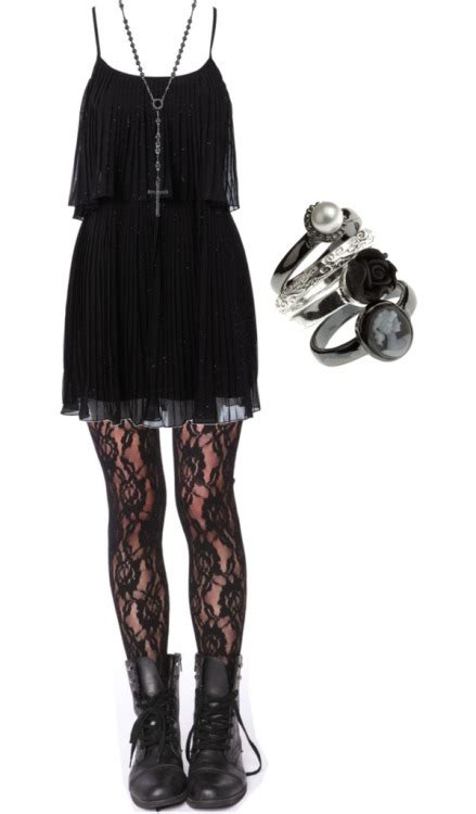 gothic outfit on Tumblr