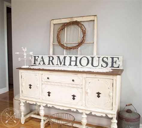 These free signs are in pdf format which you can print out at your home or office. Free Printable Letters To Make A Farmhouse Sign!