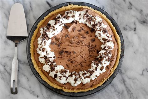 No Bake Chocolate Cream Cheese Pie Recipe Thefoodxp