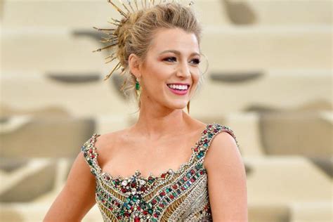 20 Most Beautiful Women In The World Zestvine 2022 Blake Lively