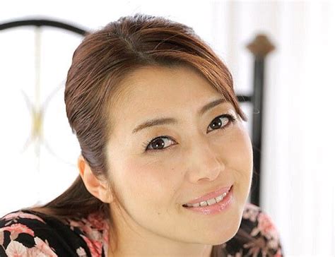 Maki Hojo Biography Wiki Age Height Career Photos More In
