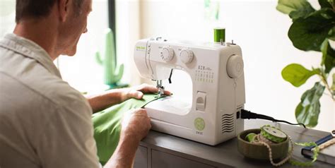 Currently, brother and singer machines dominate the best sewing machine list due to their perfect balance of price and features. 9 Best Sewing Machines For Beginners - Beginner-Friendly ...