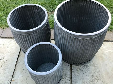 Set Of 3 Round Vintage Style Galvanised Metal Barrel Planter Etsy