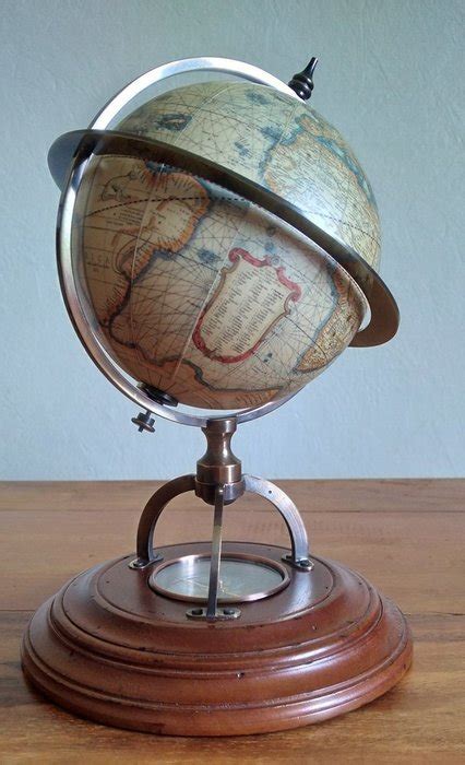 Globe Terrestre Fuseaux Gérard De Mercator Avec Sa Boussole Catawiki