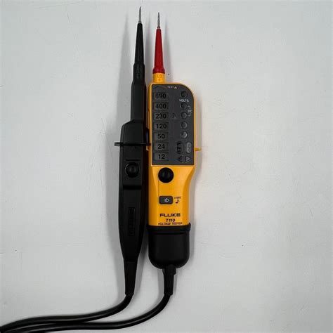 Fluke T110 Voltage Continuity Tester Own4less