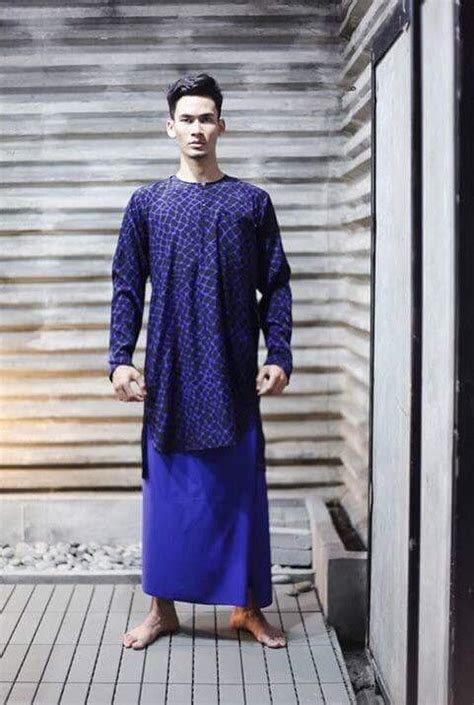 Gambar Lelaki Pakai Baju Melayu Baju Melayu Men Fashion Photoshoot Traditional Outfits Mens