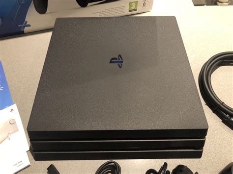 Playstation 4 Ps4 Pro 1tb Jet Black Console Mobilni Telefoni United