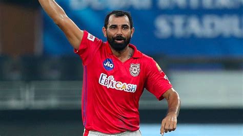 Ipl 2020 Netizens Impressed With Mohammad Shami As He Rattles Delhis