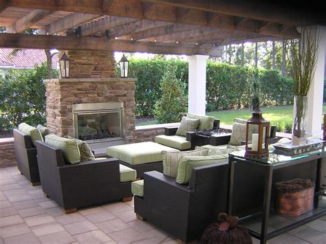 Outdoor Living Room In The Tropics Contemporary Patio Tampa By