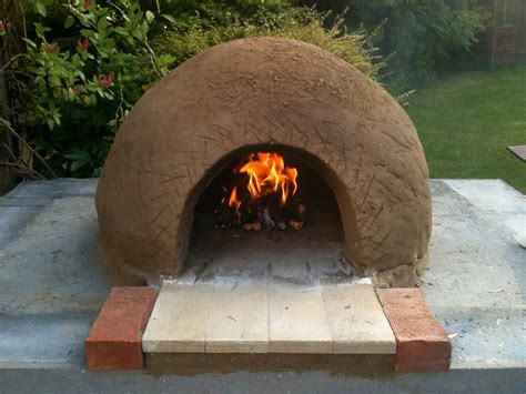 Build A Clay Pizza Oven