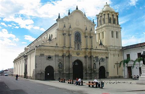 Popayan.travel es un portal o directorio turístico web de uff.travel s.a.s., donde la información contenida en los sitios de los anunciantes (prestadores de servicios turísticos) ha sido generada por ellos mismos y no son propiedad de uff.travel; Semana Santa Popayán - Ferias y Fiestas- Turismo ...