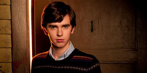 Bates Motel Season First Look Check In With Norman Bates