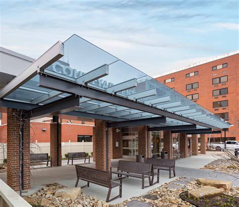 Case Study Hospital Glass Canopy System Extech Inc