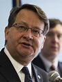 Sen. Gary Peters remains undecided on Iran nuclear deal as campaign to ...