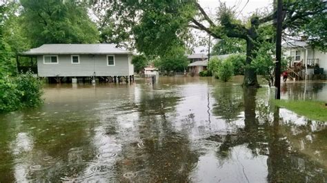 Flipboard Floods Force Evacuation In Mecklenburg County Emergency