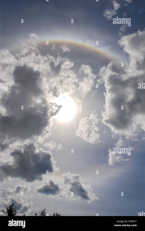 Circular Rainbow High Resolution Stock Photography And Images Alamy
