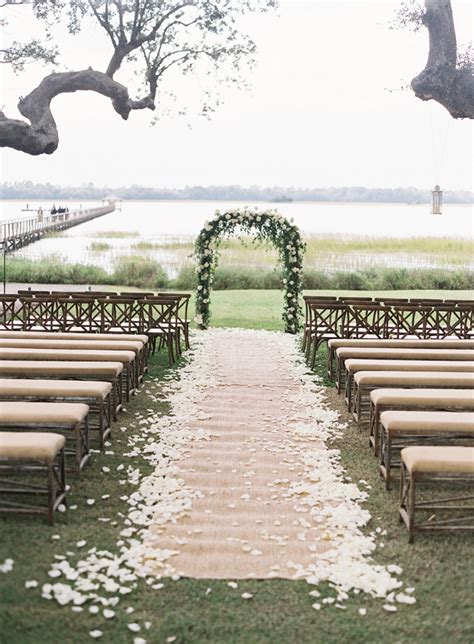 Natural Outdoor Wedding Decoration Ideas For Your Memorable Moments