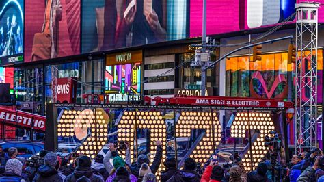 New York City Ushers In 2022 With Ball Drop In Times Square Ktve