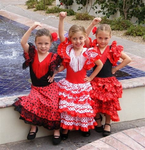 Pin By I R O S E M On Flamenco Flamenco Dress Flamenco Costume