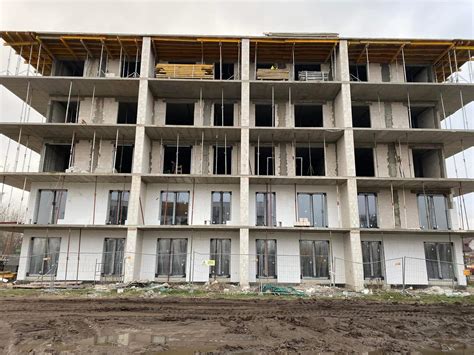 Veranda Apartments – dziennik budowy – montujemy okna - DevelopmentGT